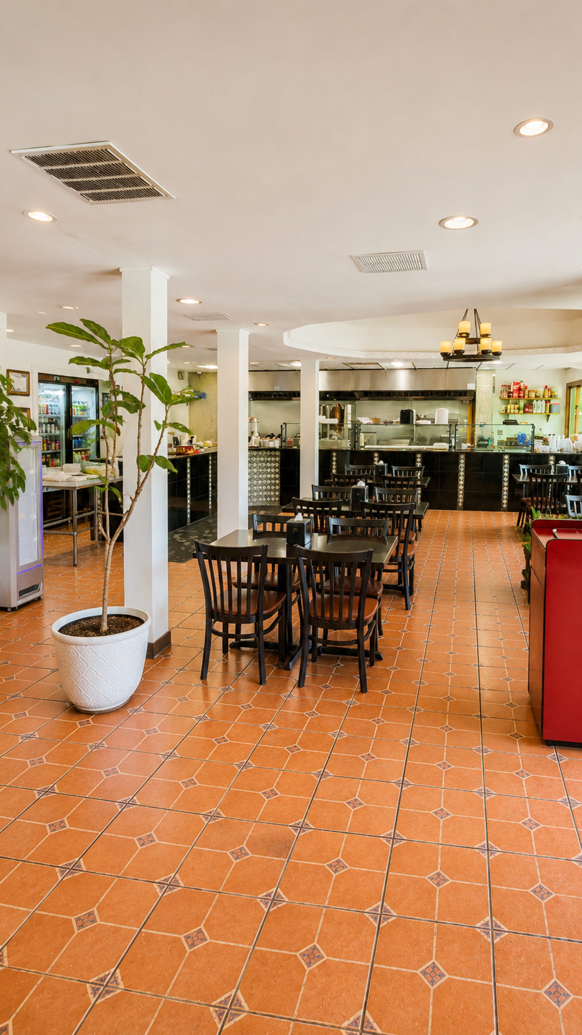 Open until 12 AM on weekends